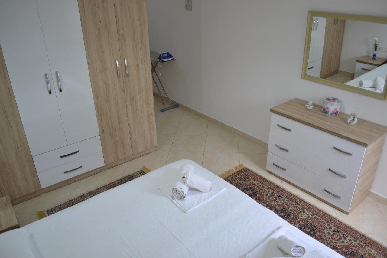 Flowers & Green 2 Bedrooms Apartment & Box Garage Vlora Kültér fotó