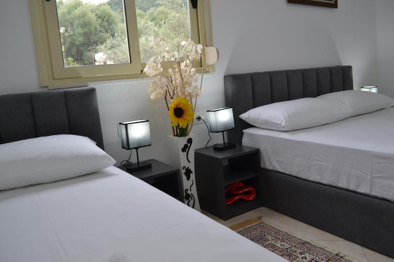 Flowers & Green 2 Bedrooms Apartment & Box Garage Vlora Kültér fotó