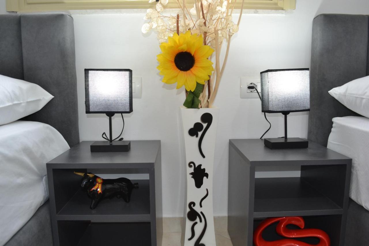Flowers & Green 2 Bedrooms Apartment & Box Garage Vlora Kültér fotó