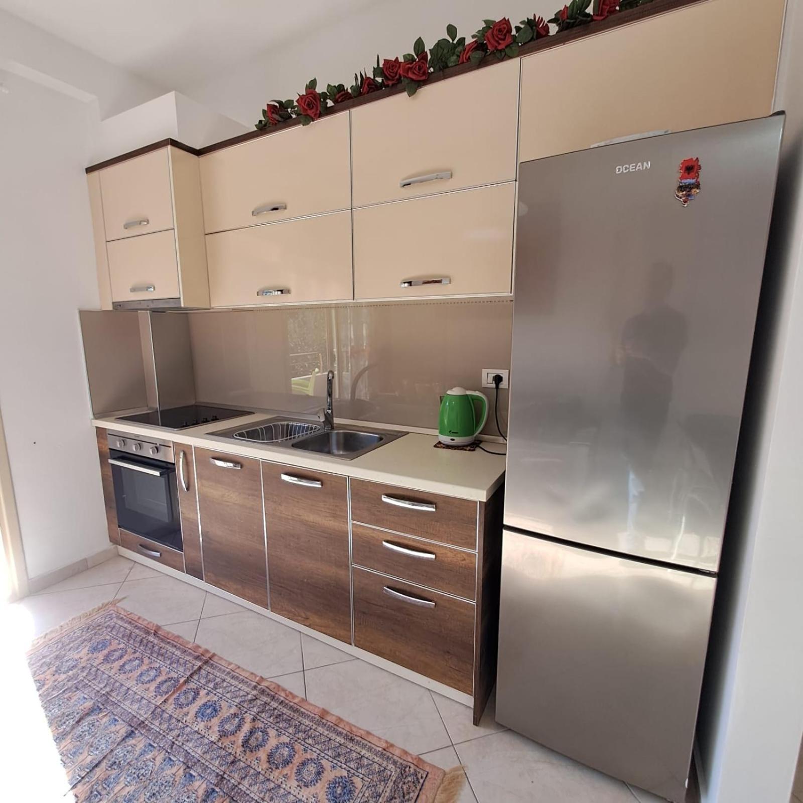 Flowers & Green 2 Bedrooms Apartment & Box Garage Vlora Kültér fotó
