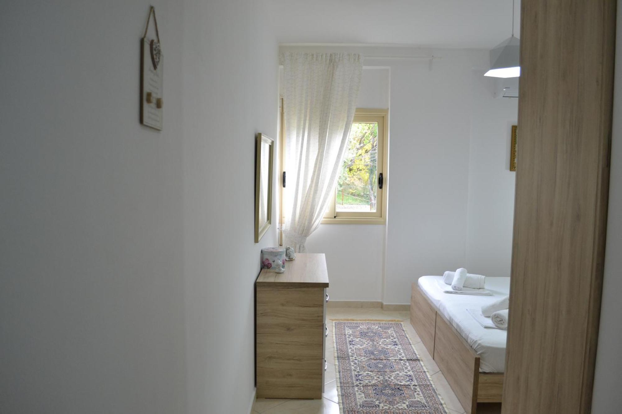 Flowers & Green 2 Bedrooms Apartment & Box Garage Vlora Kültér fotó